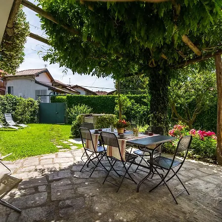Villa Villa Vezzo Vezzo