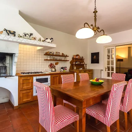 Villa Vezzo Villa
